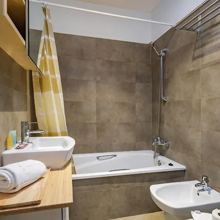 Casa Do Largo Apartment *